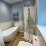 4 Bed In Oc-96392