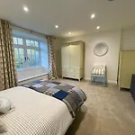 4 Bed In Oc-96392 * Whitby