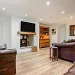 4 Bed In Oc-96392 * וויטבי