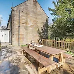 4 Bed In Oc-96392 * Whitby