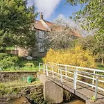 4 Bed In Oc-96392 Nyaraló