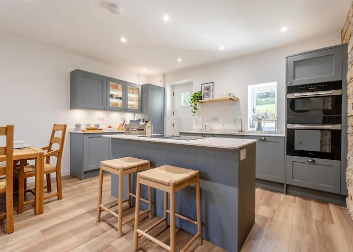 4 Bed In Oc-96392 Semesterbostad Whitby
