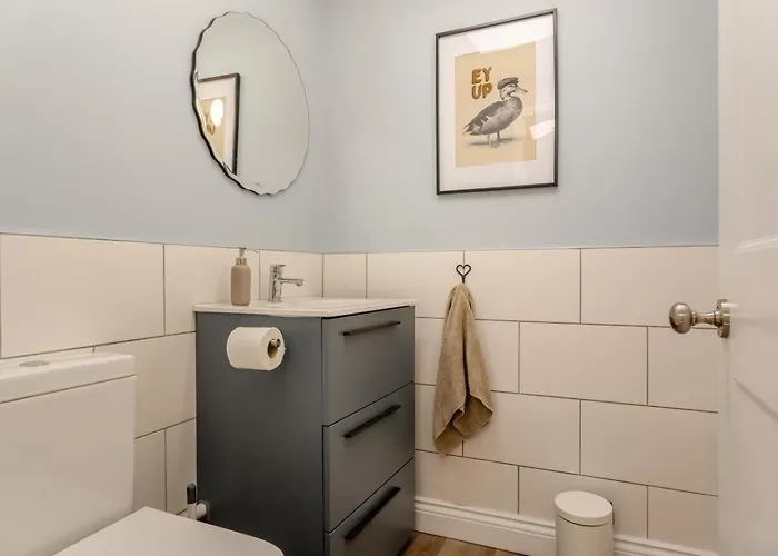 4 Bed In Oc-96392 Semesterbostad