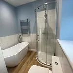 4 Bed In Oc-96392
